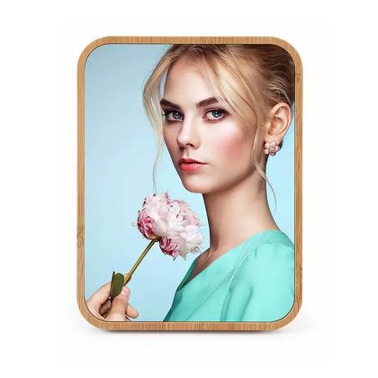 Фоторамка с бамбукова основа 