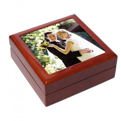 Кутия за бижута 