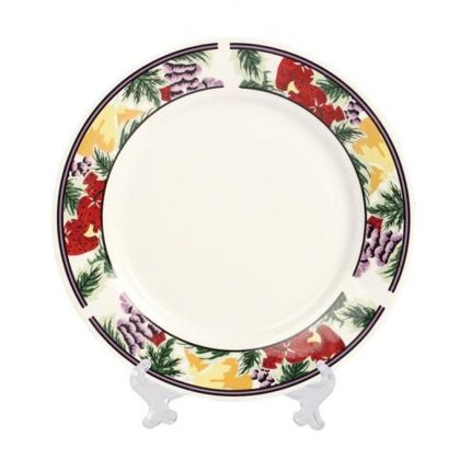 Бяла чиния с орнаменти (20 см)